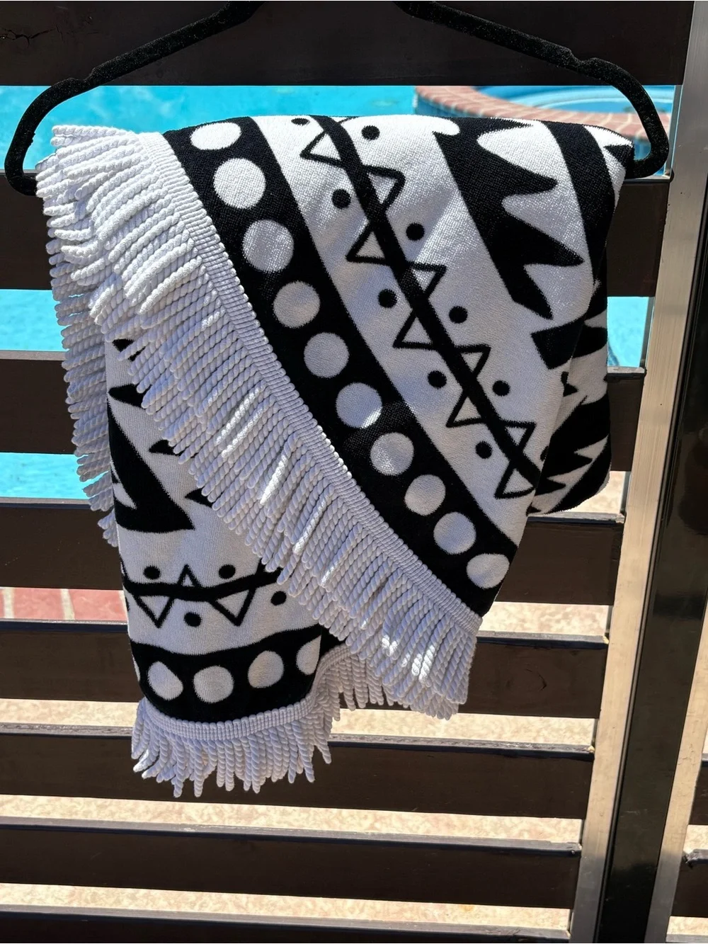LOFT Black and White Round Beach Towel with Fringe Trim